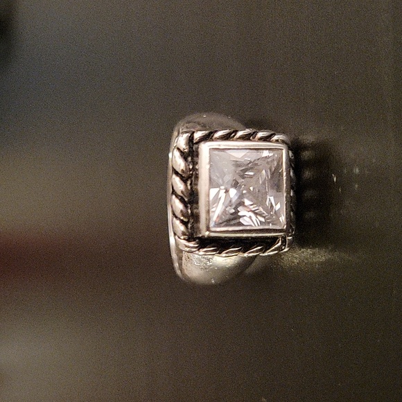 Silpada Ring - Picture 1 of 4